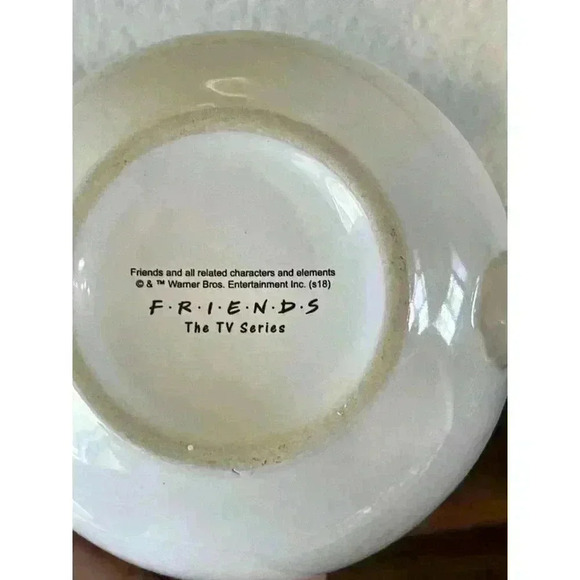 FRIENDS the TV show Central Perk White Large Ceramic Coffee/Tea Mug Cup 24oz - Picture 3 of 4